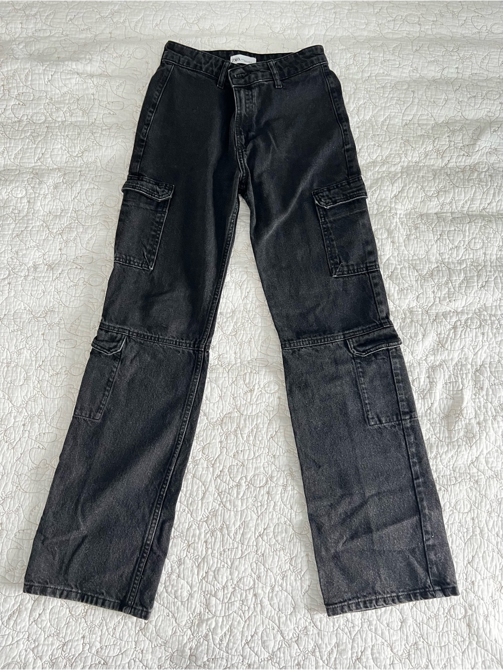 Zara High-Rise Black Wide-Leg Cargo Jeans